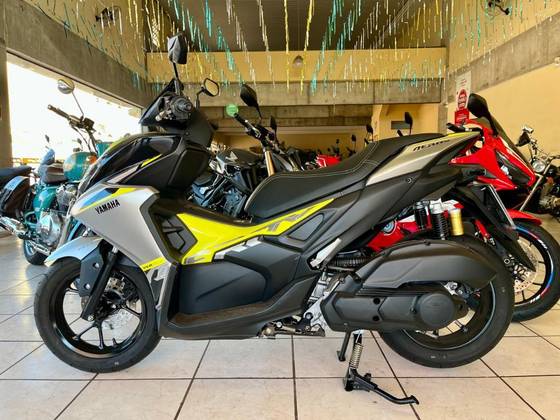 YAMAHA AEROX 160 ABS 